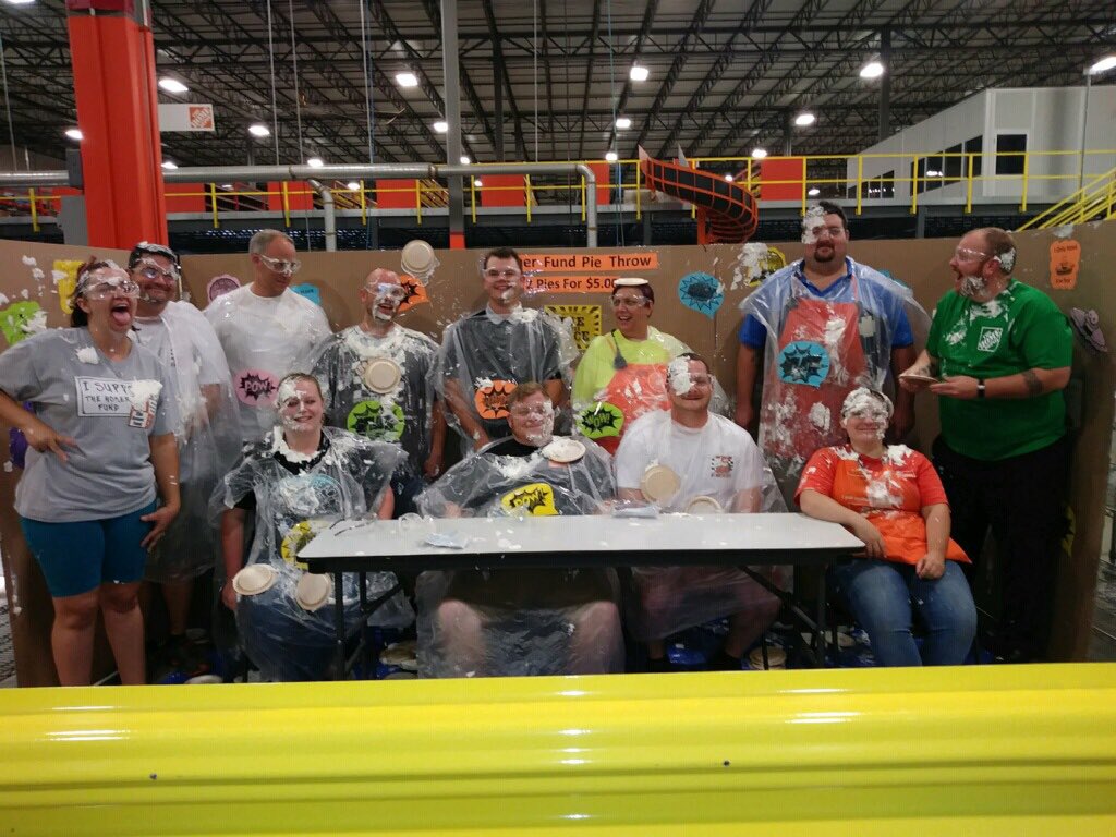 ginamarie280's tweet photo. #2ndShiftBestShift letting the pies fly!!! #HomerFundDrive #DoingTheRightThing Well done guys👏👏👏👍💵💵💵💵💵 Who’s hungry for dessert?😂😂🤷🏻‍♀️@KristinDecker11 @THDKaitlynLake  @HRGChristopher @THDChrisSutton @jlowell22 @Brittan00459198 https://t.co/lVdb0Kz5K7