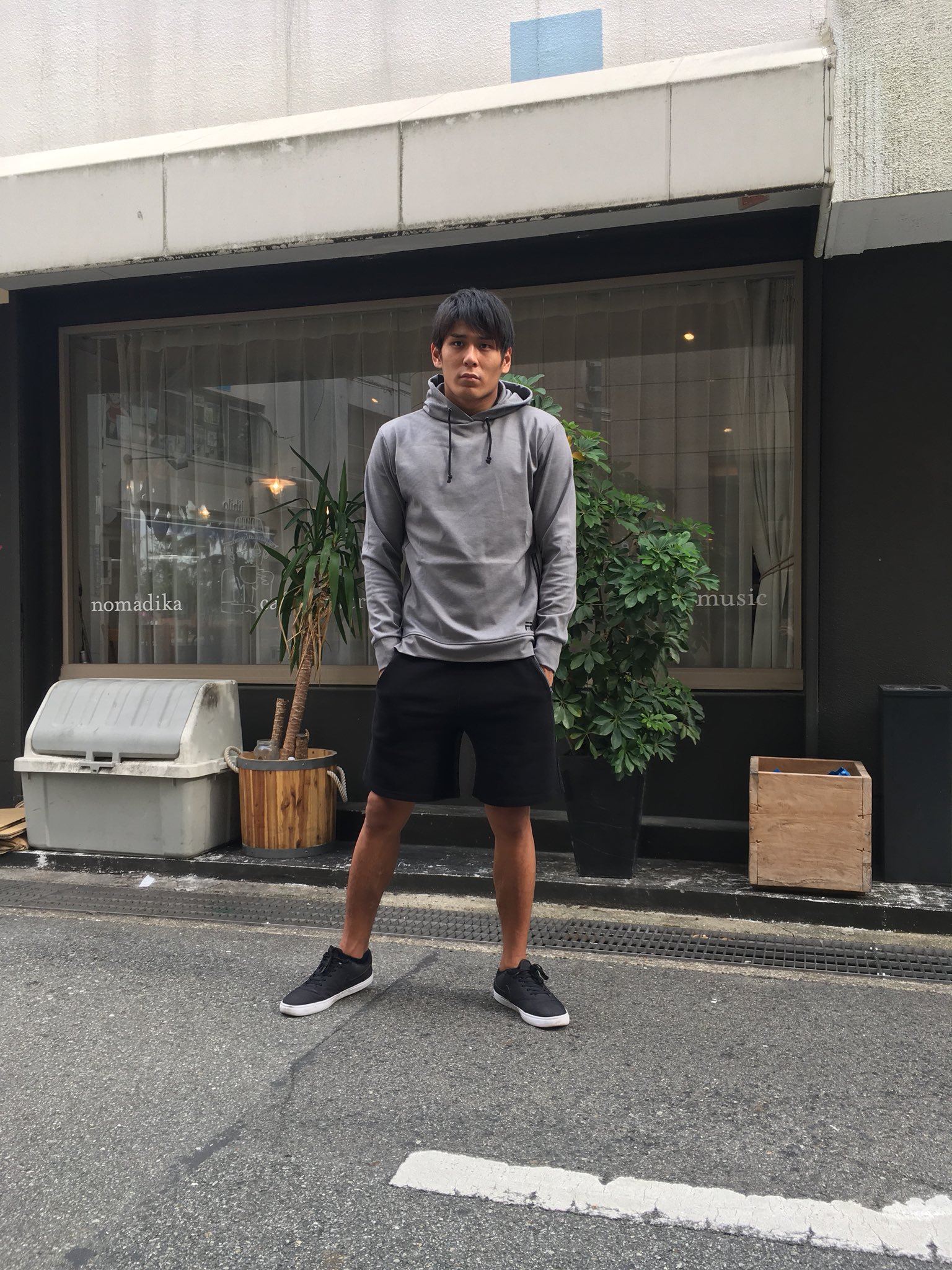 Frontrowrugby 素材の質感 デザインでカジュアルダウンし過ぎない 大人カジュアル な着こなしに 3colors Size S Xxl Price 8 424 Online Store Amazon Payご利用 T Co Ga27mn8vu3 Yahoo ショッピング T Co 43gi3kamxq