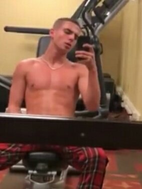 RomeoNacion's tweet photo. I have a big crush on Zach Clayton
#zachclayton #badzach https://t.co/5UdDIfkpAK