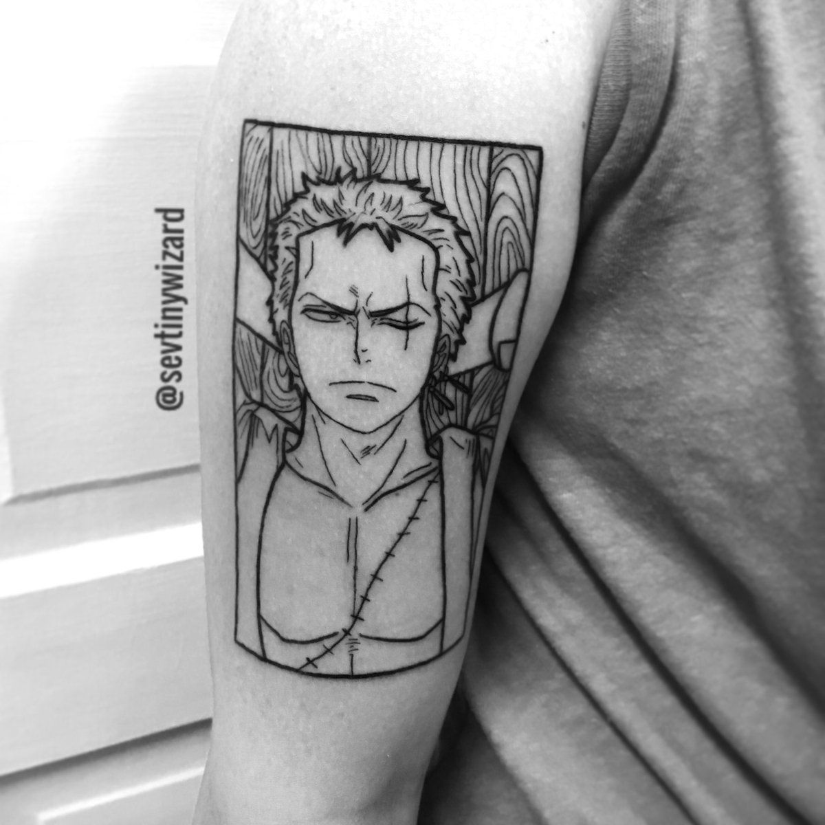 Haunted Gameboy Sp I Was Gonna Wait To Post This Tattoo From Today But Fuck It Roronoa Zoro T Co K98kz1g6fn Twitter