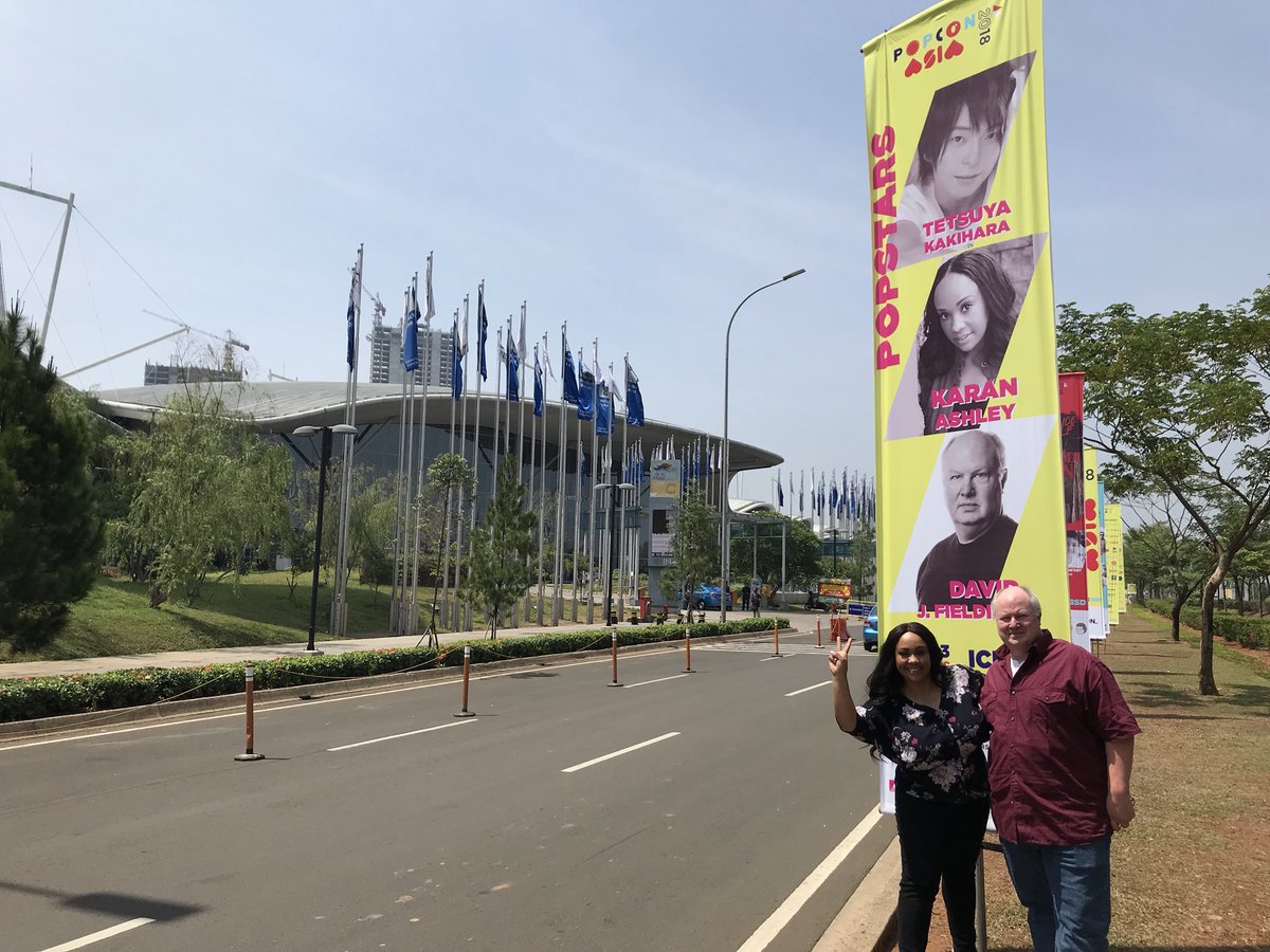 Here we go! Day 1 of @PopconAsia w/ @karanashley &amp; @DavidJFielding 🕺 #PopConAsia #Jakarta #Indonesia #MightyMorphin #PowerRangers #KaranAshley #YellowRanger #DavidFielding #Zordon #MMPR #ItsMorphinTime #GalacticProductions #TeamGalactic