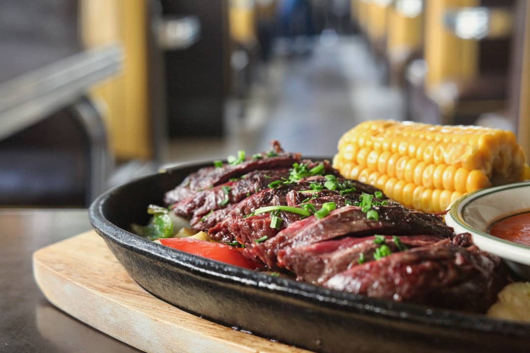 nighthawkdiner's tweet photo. Mo' blue plate specials at #TNDLøkka this weekend, including marinated Hanger Steak &amp; Eggs Brie-lliance (a gluten-free, vegetarian Benny alternative).
🥩🌽🍳🍄🧀
On your marks!
Get set!
Weekend brunch!

https://t.co/eYc3DsTz6K

#thenighthawkdiner #nighthawkdiner #thisismydiner https://t.co/70WmWywbkD
