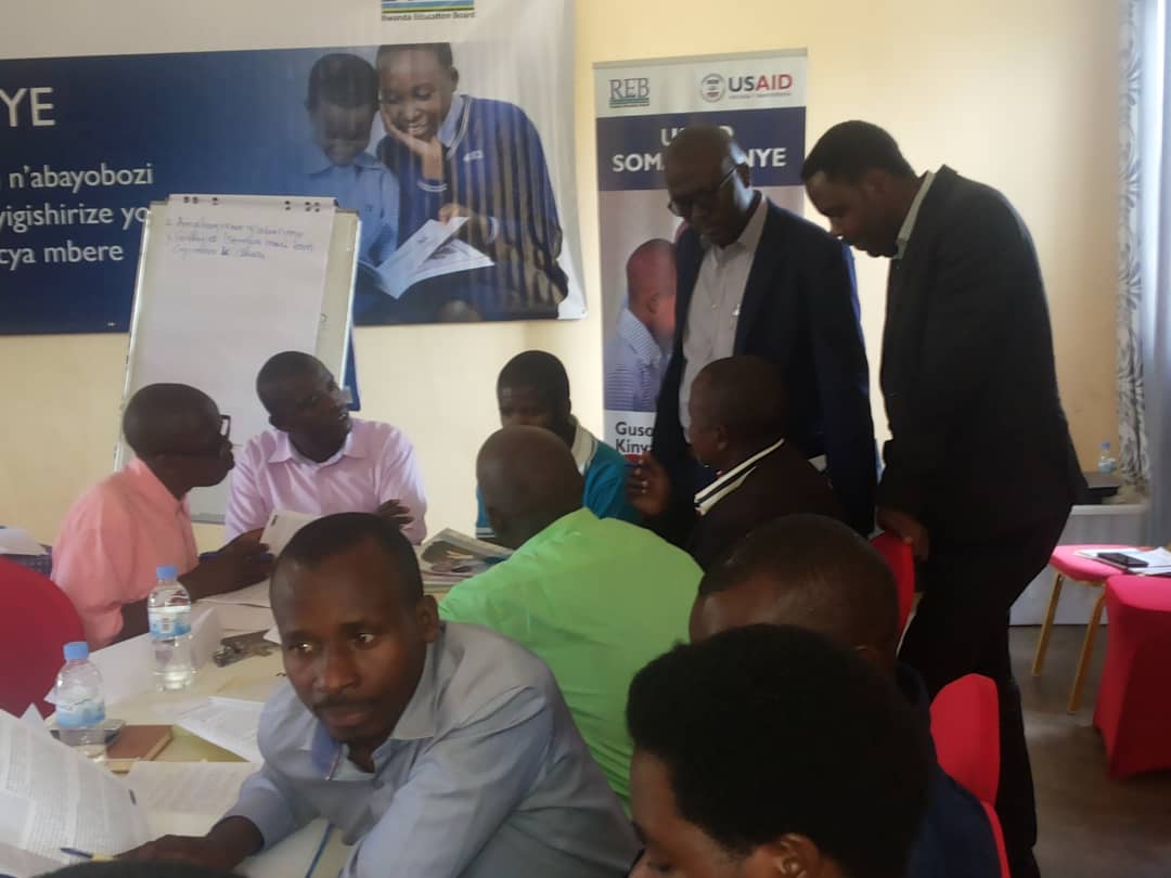 SomaUmenyeRw's tweet photo. DG @REBRwanda, Dr. @ndbje arrives at the orientation site and is with participants talking about the expectations and the outcome so far, group by group. #EarlyGradeLearning is the foundation of all learning. https://t.co/hn0kV47JxK