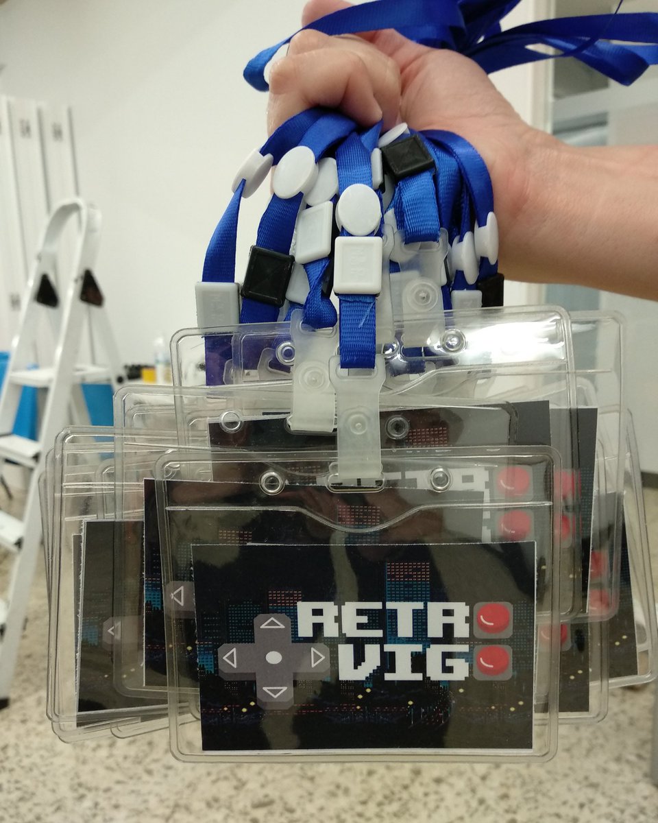 RetroVigo's tweet photo. Arrancamos en unos minutos!!!! Vamos a darle estopaaa!!
🕹️🥋💥👊🕹️
#Retrovigo2018 #Retrovigo #Retrogalaicos #AulaD #Vigo #RetroGames #RetroGame #RetroGaming #ReteoGamer #RetroGames #RetroConsolas #RetroInformatica #RetroFinde #RetroWeekend https://t.co/BKganNlnkB