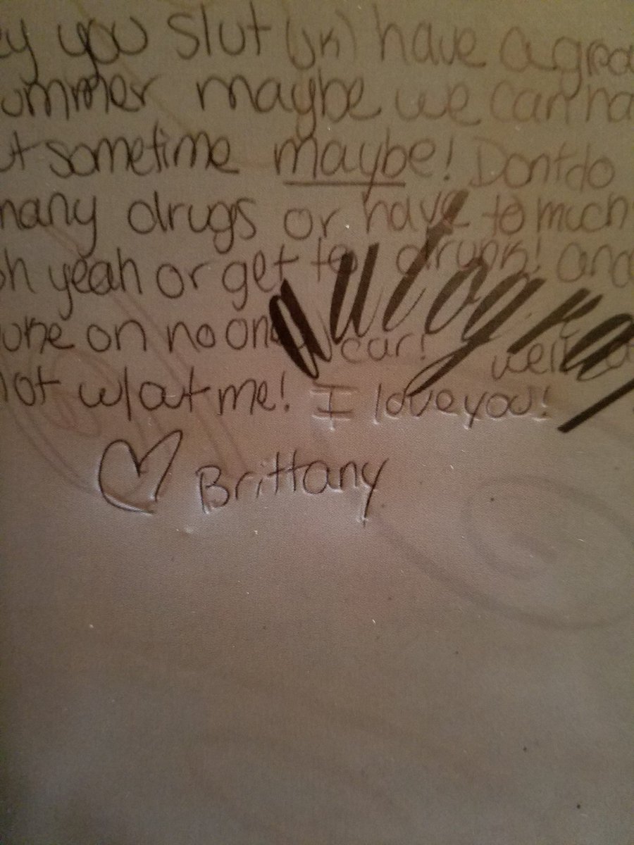 RunwayAnd's tweet image. My best friend who passed away almost 4 years ago to cervical cancer.  Get yourself checked ladies,  your life depends on it!