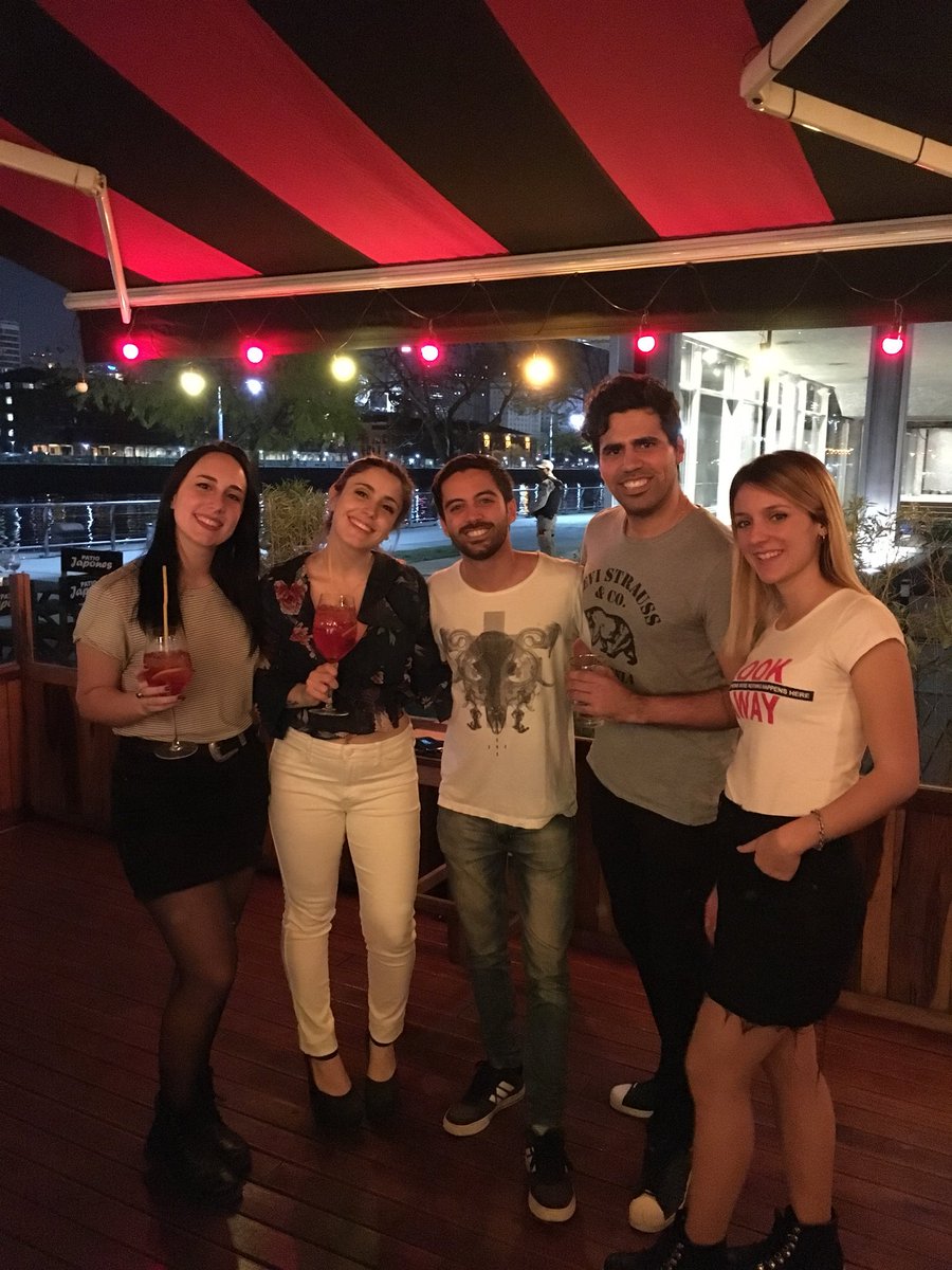 angonzalez1978's tweet photo. Excelente noche en Puerto Madero, para recibir la primavera en @PatioRedes1 con los vinos de @AlamosWinesAr y la música a cargo del DJ @MayroMusic. https://t.co/9FnIHASY6F