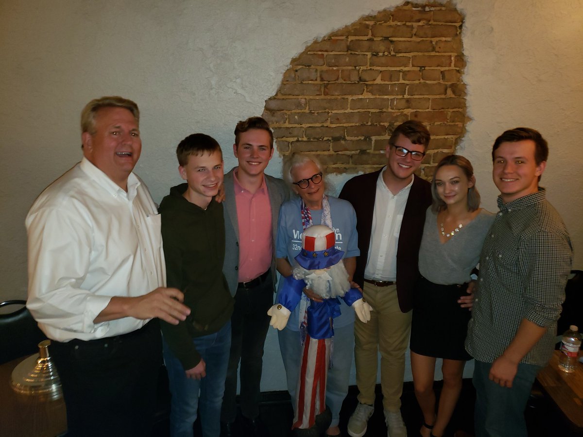 Coffee_w_Krista's tweet photo. A very fine political event tonight #MeetTheMOCandidatesWithMusic at Kitchen Pass in Joplin. Vote for Carolyn because #CookieCares. #VoteSchoolcraft #ThinkHinkle #LeadWithLundstrum https://t.co/fKSOyI6inD