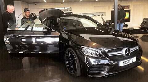 ProkidI's tweet photo. I curve them #nasty c https://t.co/pXiSXW8YaD