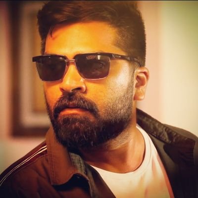 VickyVishnuVKP's tweet photo. #EthiFestivalBegins #ChekkaChivanthaVaanamTrailer2 #CCVTrailer2 #STR #CCVFromSept27 #6DaysToCCV
#EthiFestivalBegins #ChekkaChivanthaVaanamTrailer2 #CCVTrailer2 #STR #CCVFromSept27 #6DaysToCCV
#EthiFestivalBegins #ChekkaChivanthaVaanamTrailer2 #CCVTrailer2 #STR #CCVFromSept27 https://t.co/LzrZ2zxKV4