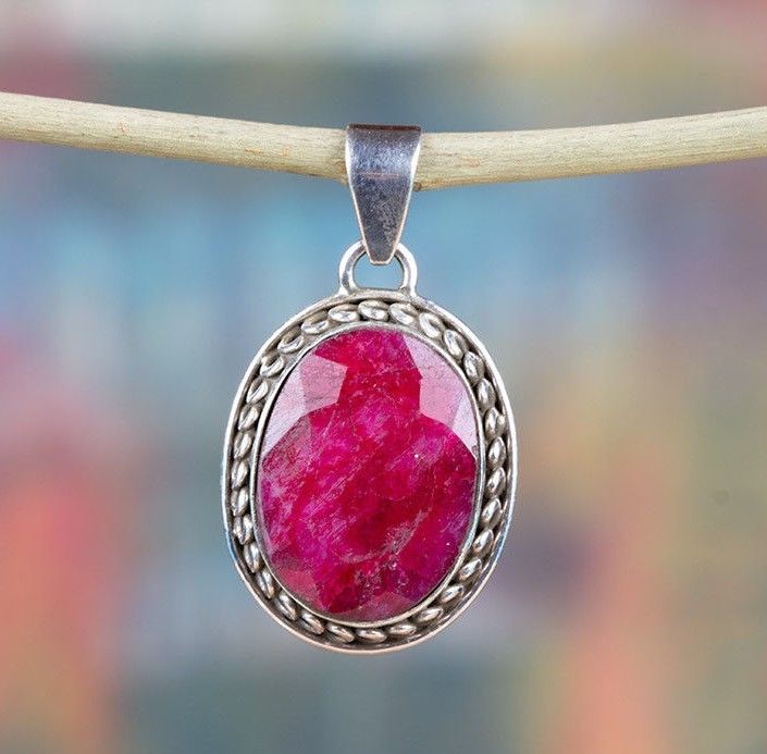Ruby Pendant 925 Silver Pendant Casual Pendant Red Pink Stone Pendant
Buy AT
ebay.com/itm/2831739281…

#rubypendant #925silverpendant #casualpendant #redpinkstonependant #womengift #ruby #925silver #sterlingsilverpendant #rubyjewelry #rubysilverpendant #rubysilverpendant #pendants