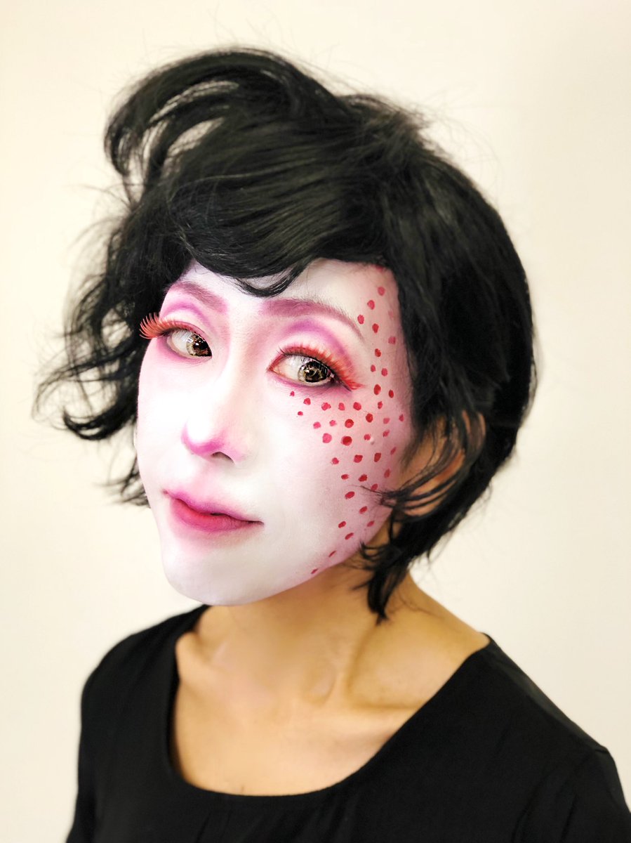 山田はるか 少食になりたい Twitterren お客さんに派手派手アートメイクしてきました 1パターン目は赤 ピンクを基調としたメイク 2パターン目はグリッター満載メイク やっぱりこういうのは楽しいなぁ 山田はるか 少食になりたい Twitterren お客さんに派手派手アートメイクしてきました 1パターン目は赤 ピンクを基調としたメイク 2パターン目はグリッター満載メイク やっぱりこういうのは楽しいなぁ