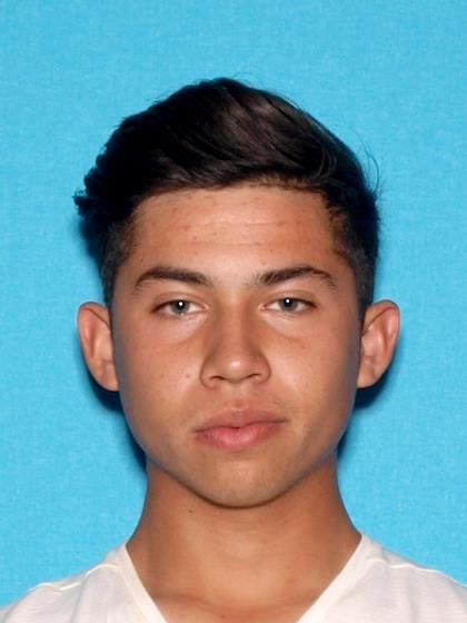 dennisreports's tweet photo. .@ChpFresno sends out mug of suspect. 18 y.o. Rogelio Alvarez is said to not have a valid CA driver's license. #GavinGladding https://t.co/jfkg0lBquN
