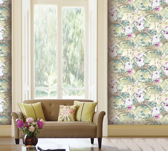 We’d much prefer to be enjoying a mini-break this weekend, but we’ll settle for Paris by proxy, thanks to the Adour #wallpapers from our Grandefiore collection, inspired by the City of Light #wallpaperdesign #interiordesign 
buff.ly/2HUkhCF
