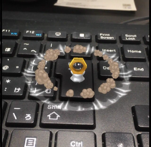 AR+機能を利用ｗｗｗ仕事中に邪魔するポケモン登場ですｗｗｗ