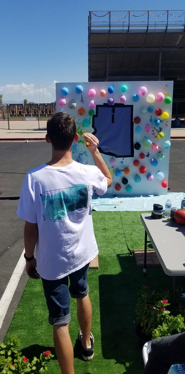 GilbertHSDesign's tweet image. My Interior Design II students entered and won the 2018 AZASLA PARKIN[ing] Day Competition for the high school level. We are proud to share our submission the "G-TOWN POP STOP"!

#ASLAPD18 #GTownPopStop #GilbertGoldenHour