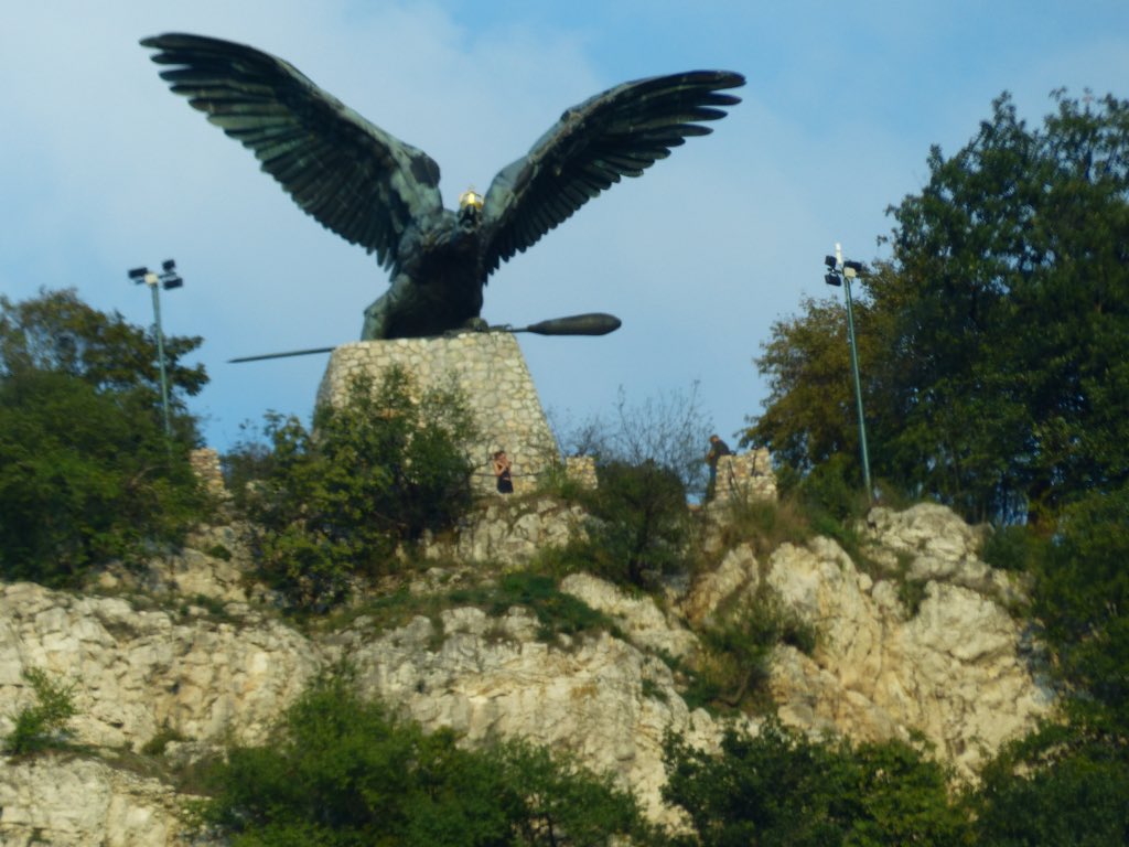 Tweet_Bus Ticket tweet media