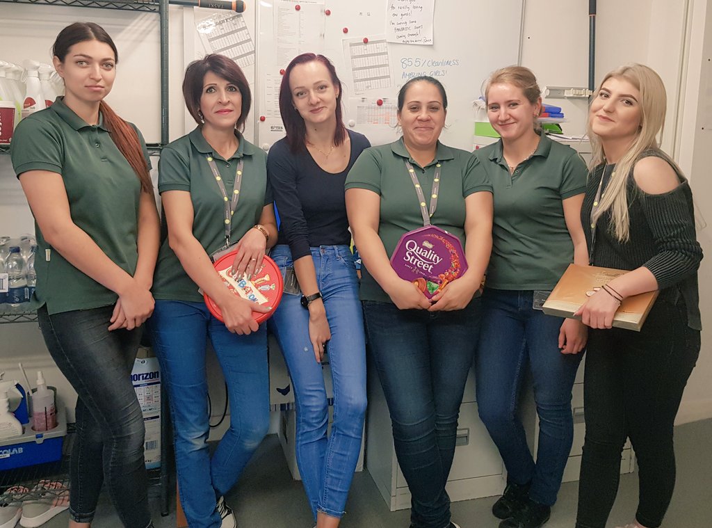 Appreciating and motivating to do better 😊
#housekeeping #girls #SaturdayMotivation 
@Towerbridge #hub #premierinn 
@CheethamPi <a href="/SDEBDD/">simon ewins</a> @JKishata