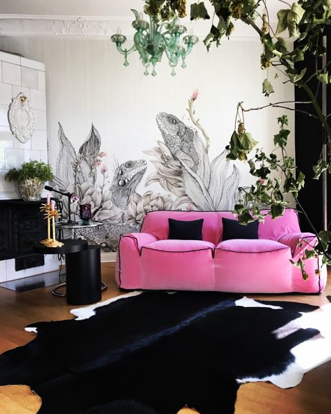 Vibieffe's tweet photo. Thanks to Seinsche Interior & Design for featuring our 1700 Jelly sofa in their #Hamburg showroom
#sofa #divano
#interiors #interiordesign #luxurystyle #madeinitaly
#furniture #living #style
#mood #inspiration
#homedecor #decor #50yearsofemotion #Vibieffe #Milan
#italiandesign https://t.co/QZ1VUrSuOl