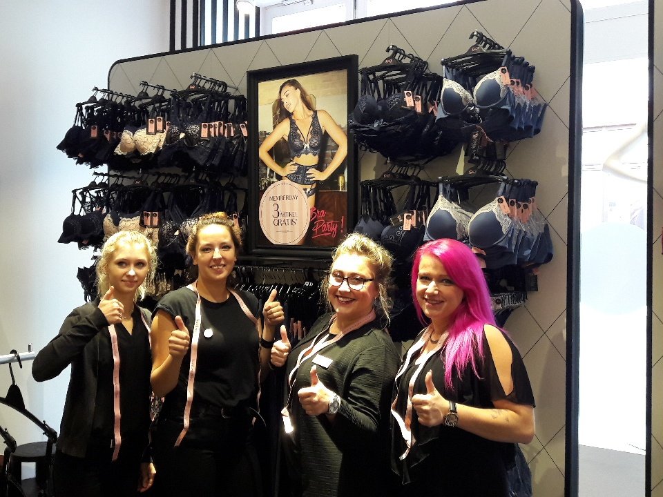 Team Wismar eröffnet heute...kommt uns besuchen...wir starten mit dem 3.Artikel gratis!🎀🎀🎀