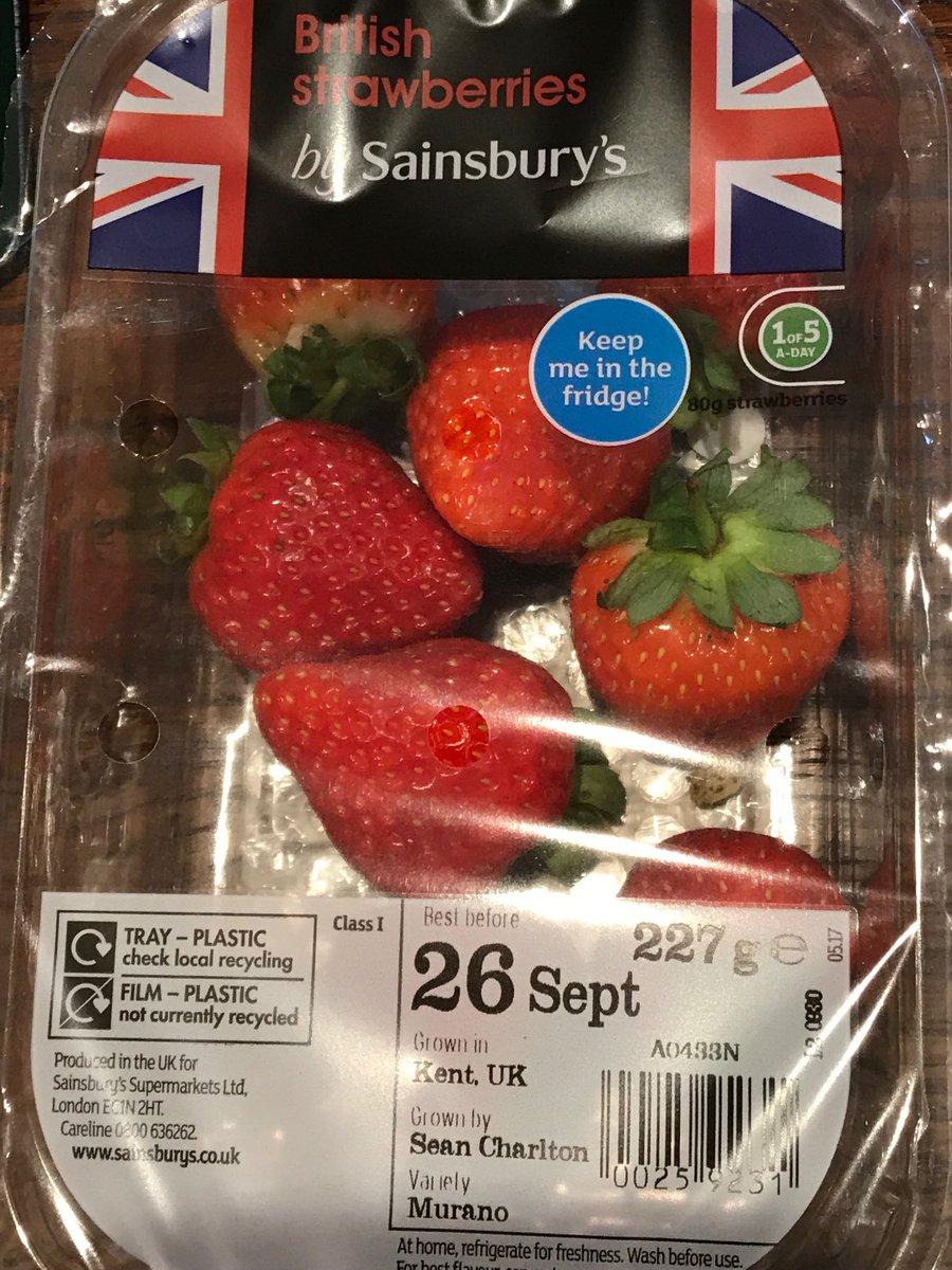 Just enjoyed the best #Murano  #strawberry of the summer. Amazing for September. Congrats to grower Sean Charlton at #rumwoodgreenfarm  in #Langley  #Kent and ⁦<a href="/sainsburys/">Sainsbury's</a>⁩ for finding him! #superstrawberries #bestbreakfast