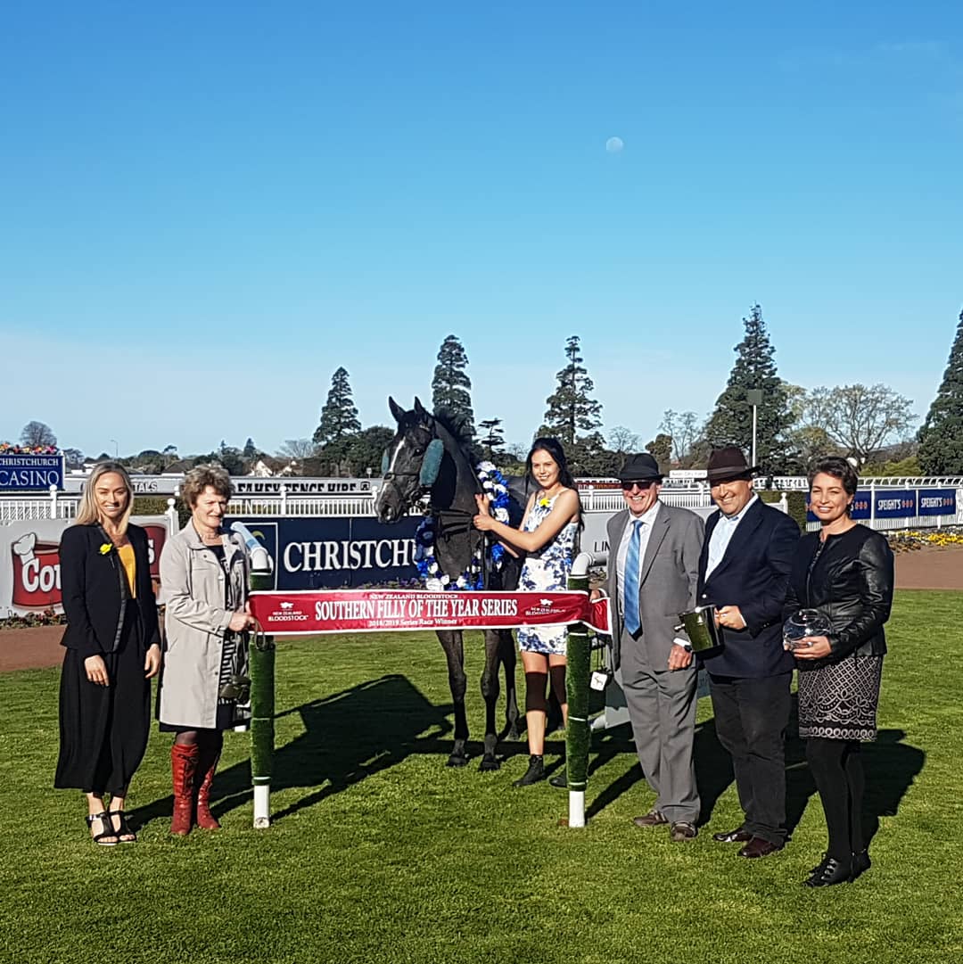 What a stunner for the Riccarton Daffidol Day Races 💛. An honour to be a NZ Racing Board Ambassador helping such a great cause #daffidolday #nzcancersociety