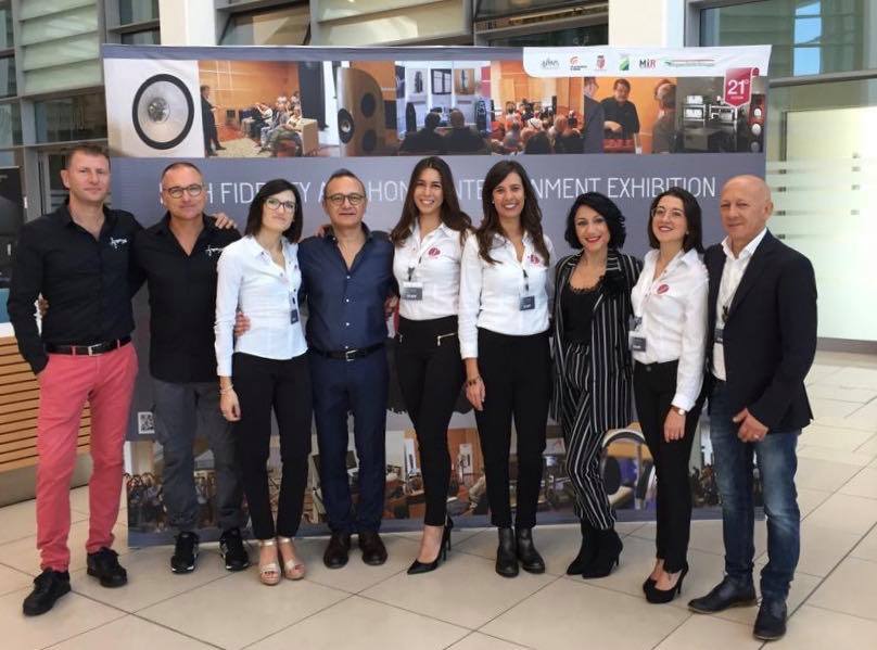 Staff pronto!
#SintonieHiFi #ventunesimaedizione #secondagiornata
Vi aspettiamo!
👉 Ingresso gratuito