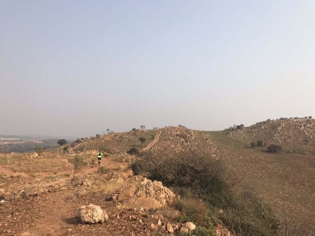 SMFoundationSA's tweet image. What a treacherous course for a good cause. Raising awareness on the endangered Black Eagle #BlackEagleMountainRun #BOSSSPORT