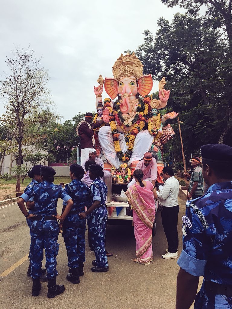 #GanpatiBappaMorya <a href="/chavdcrpf/">CH CRPF AVADI</a> @crpfnews <a href="/crpfindia/">🇮🇳CRPF🇮🇳</a>