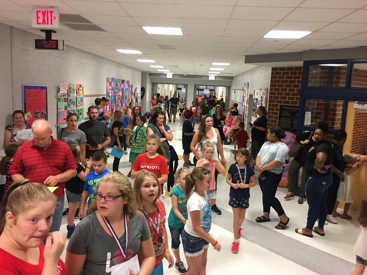 wfcaten's tweet photo. Awesome turnout at #TeamTJES Family Fun Fitness Night! Thanks to all of Our Patriots for coming out and supporting #OneDreamTJES https://t.co/JipfceWGVK