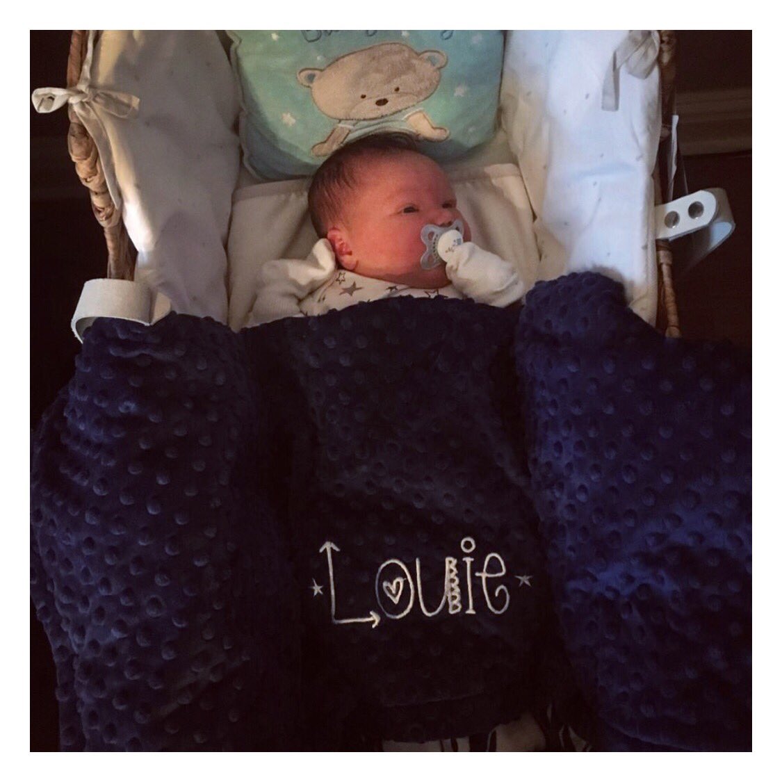 raaaaachel_'s tweet photo. My whole world 👶🏼💙🌎 https://t.co/XCV2B6vACe