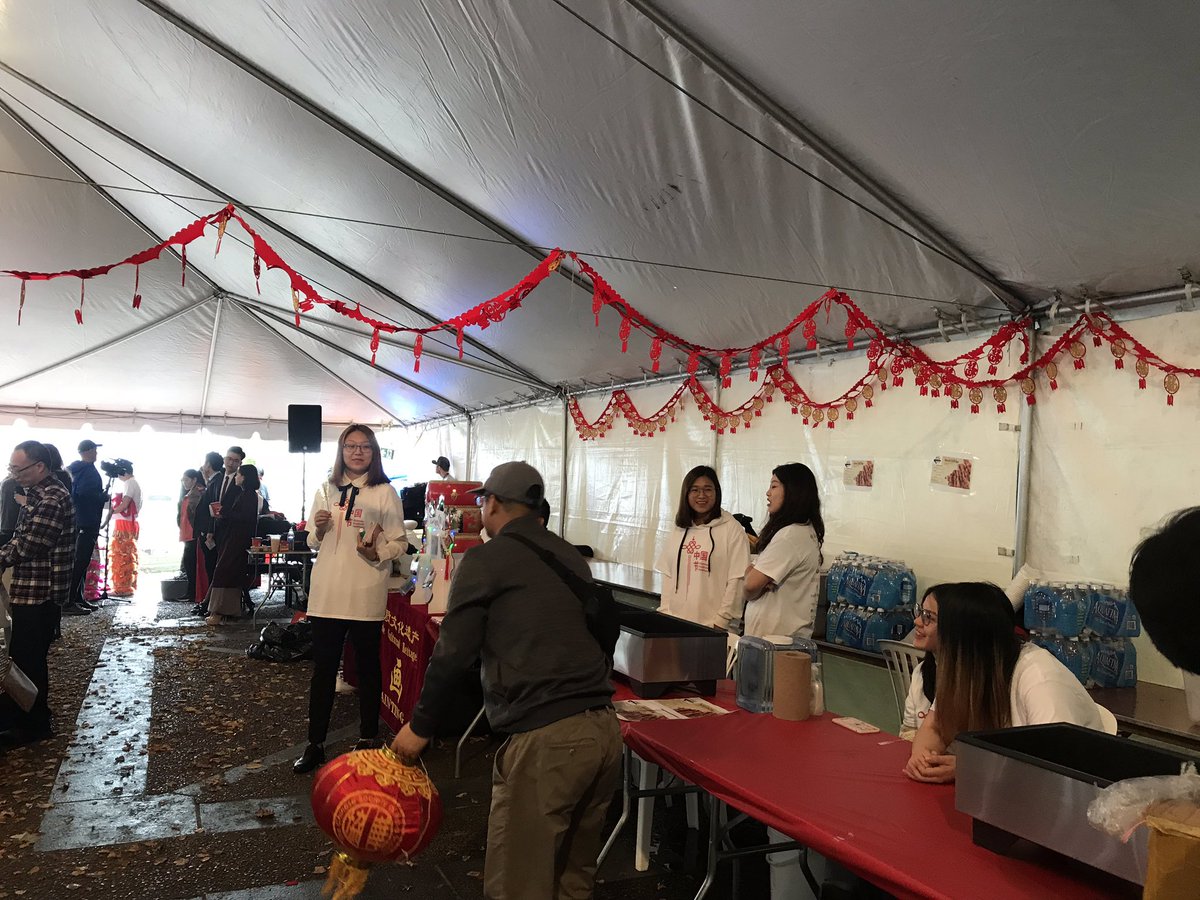 chinese_ns's tweet photo. Everything is nearly set up! Are you ready for that? #halifaxchinesefestival #halifaxchinese #fantasticperformance #chinesefood https://t.co/MAhoV5YH2n