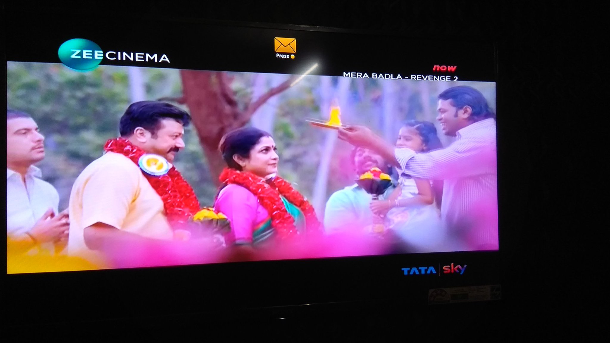 RamyakrishnanFC_Arpita on X: Watch Mera Badla revenge 2 Hindi... Just tune  zee cinema #ramyakrishnan @meramyakrishnan t.coJCsFqvzd7y  X