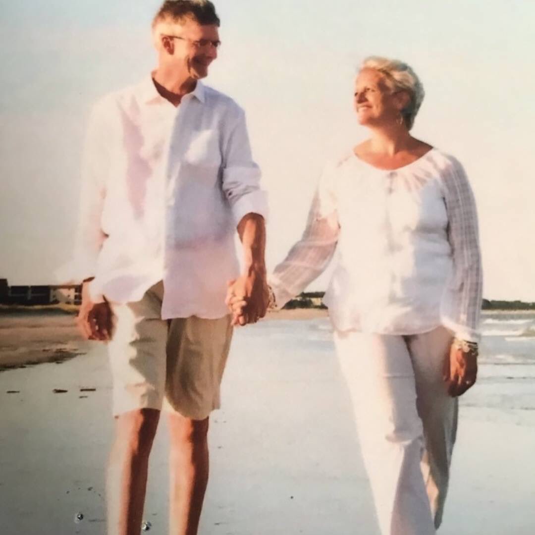 lhs_kcrist's tweet photo. Happy Anniversary to Mama and Papa Ham! 34 years down and a lifetime to go!! ❤️❤️ https://t.co/ufkIinKWlZ