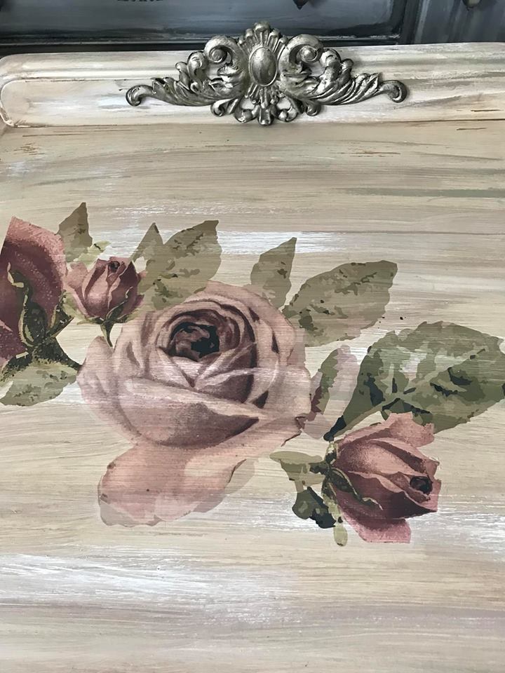 Sarah Jayne Paints tweet media