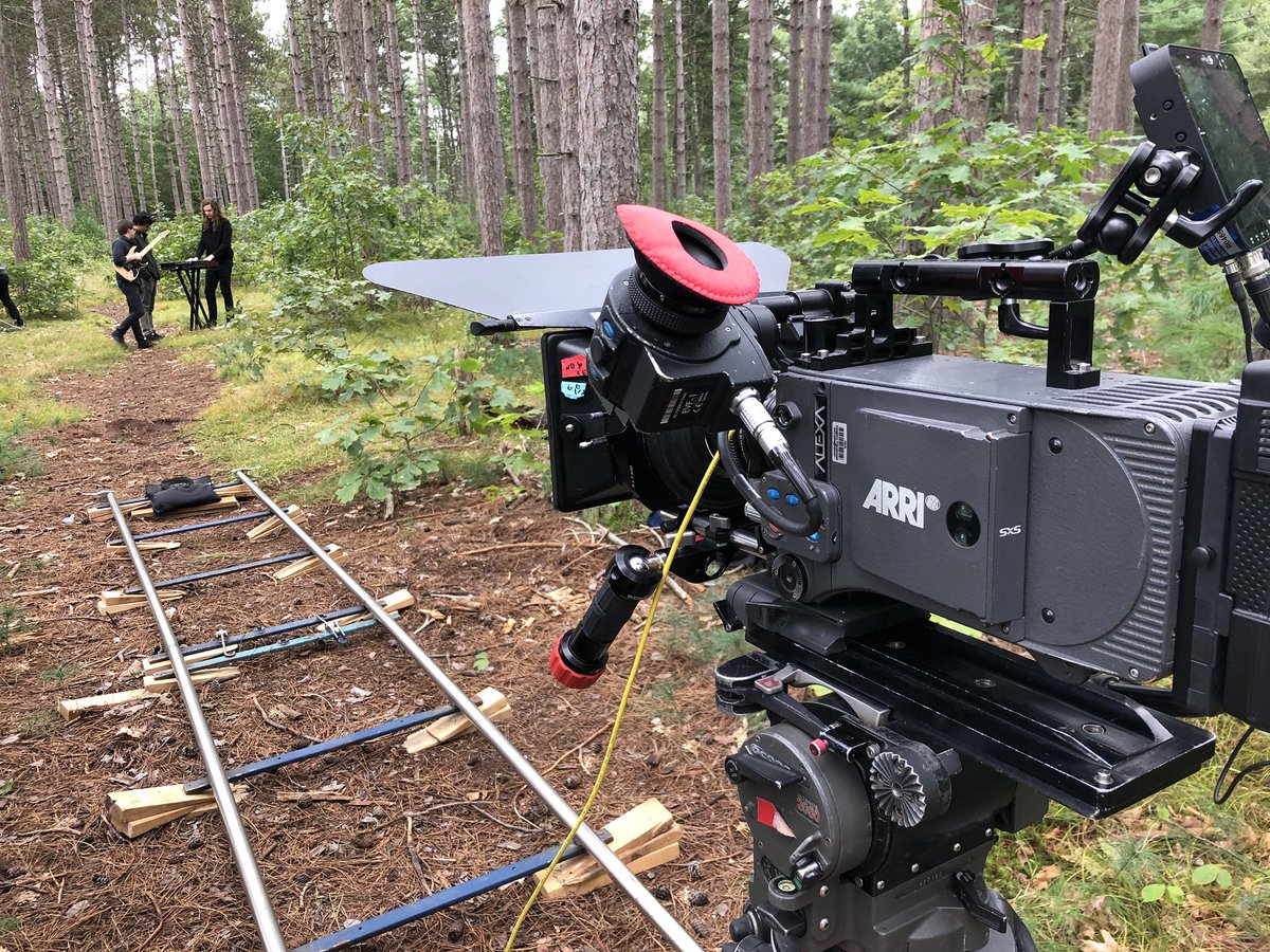 BonfireFilms's tweet image. It’s that time again #Arri #thecontortionist #musicvideo #mainefilm