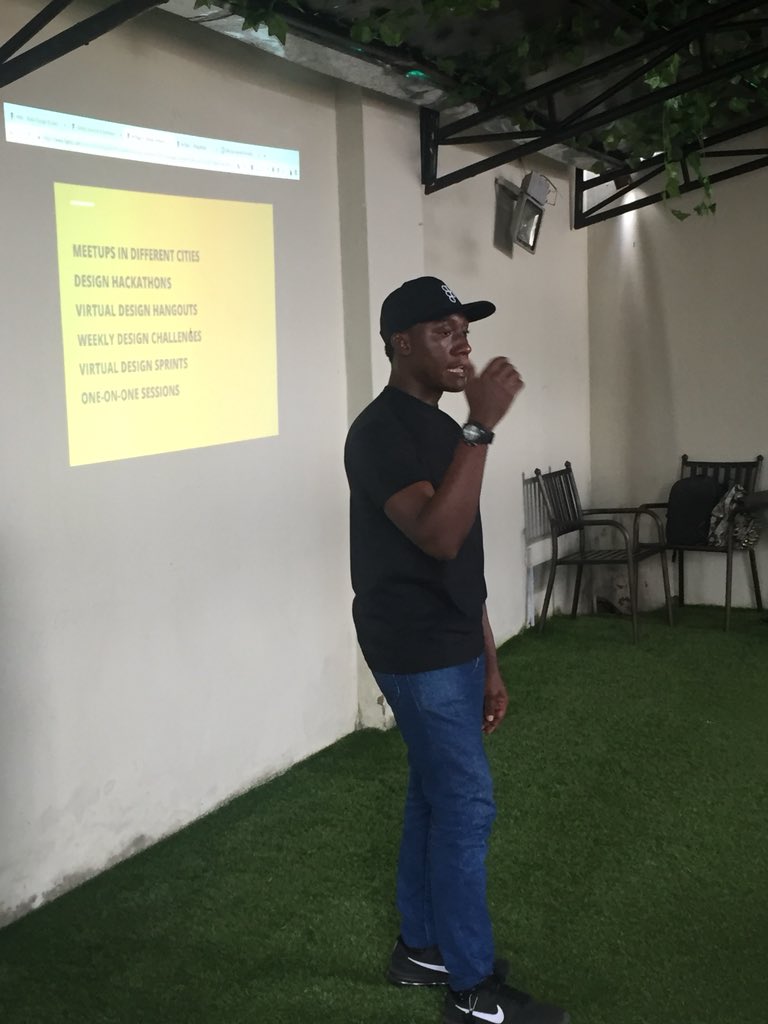 komesideso's tweet photo. I’m just here doing photography duties at the @forLoopAbuja x @figma_africa meetup #designingfordevelopers #figmaAbuja #forLoopAbuja #FigmaCommunityNG https://t.co/sbMFC21aew