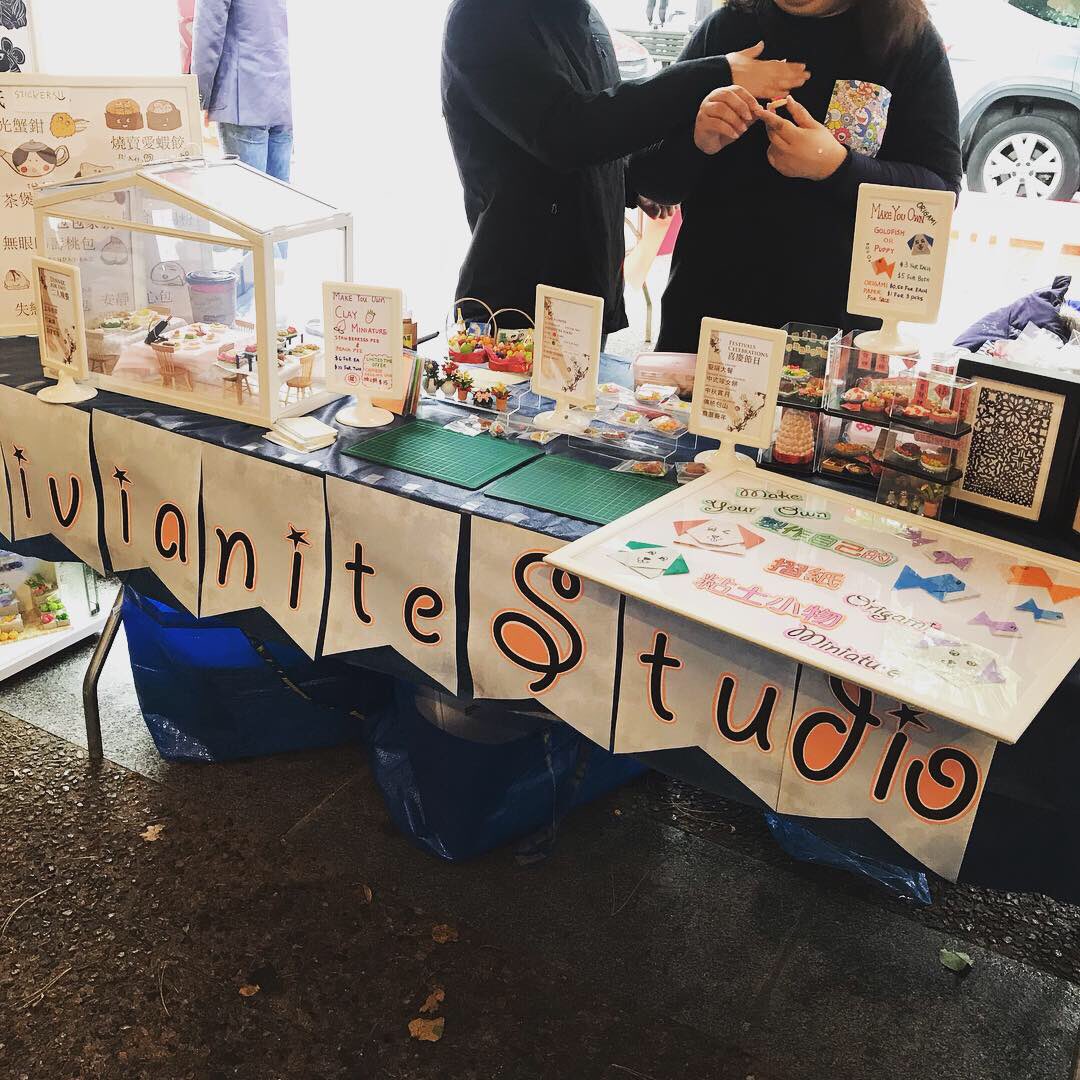 chinese_ns's tweet photo. Traditional snacks and handicrafts are here! Come and enjoy! #halifaxchinesefestival #traditionalchinesefood #chinesehandicraft #halifax https://t.co/62vVjXOuRi