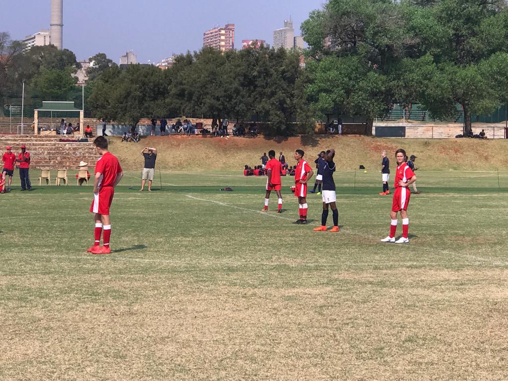 KingEdVIISchool's tweet photo. #RedResult #ParktownFest⚽️
@KingEdVIISchool 14A win 2-0 vs @thegreyandblue 14A #GoSchool well done #redyoungsters⚽️ https://t.co/WsqawBTCLv