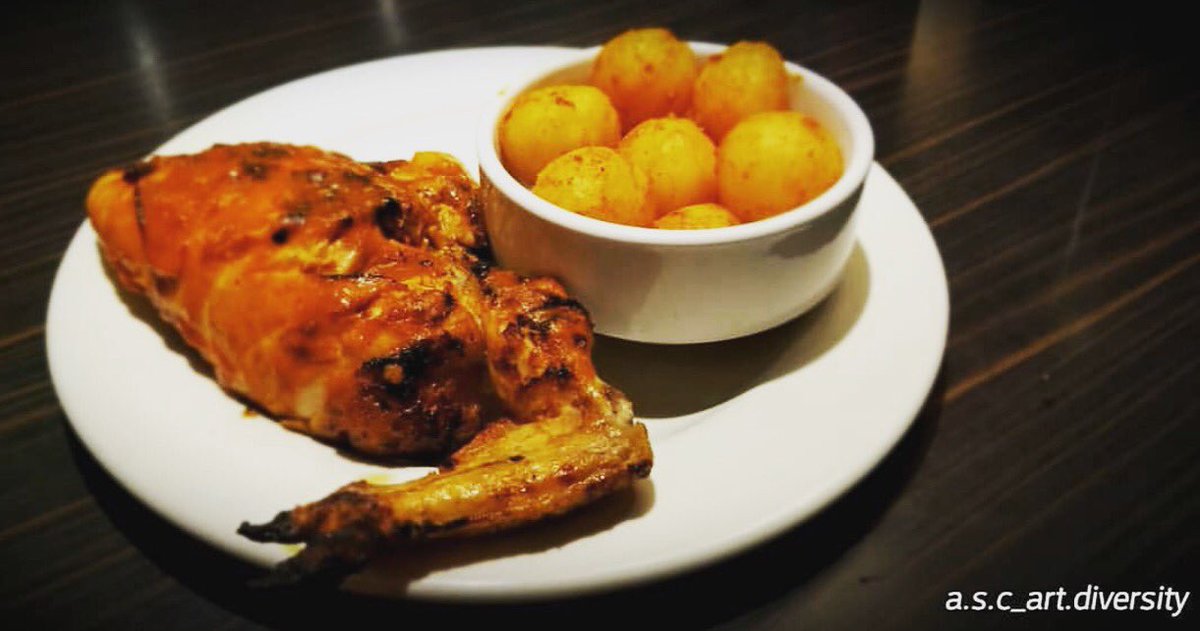 GalitosChicken_'s tweet photo. @anianimates.s.c_art.diversity shared their love for Spicy Peri Chicken and Potatoes! 
https://t.co/GDh6EgDM1X

We love seeing your sides of the Galito’s Story! Keep sharing! 
Order online for PICKUP: https://t.co/qVWKo0tb6r 
#periperi #flamegrilled #chicken #wholechicken @tossdownca https://t.co/92xSfb6oHz