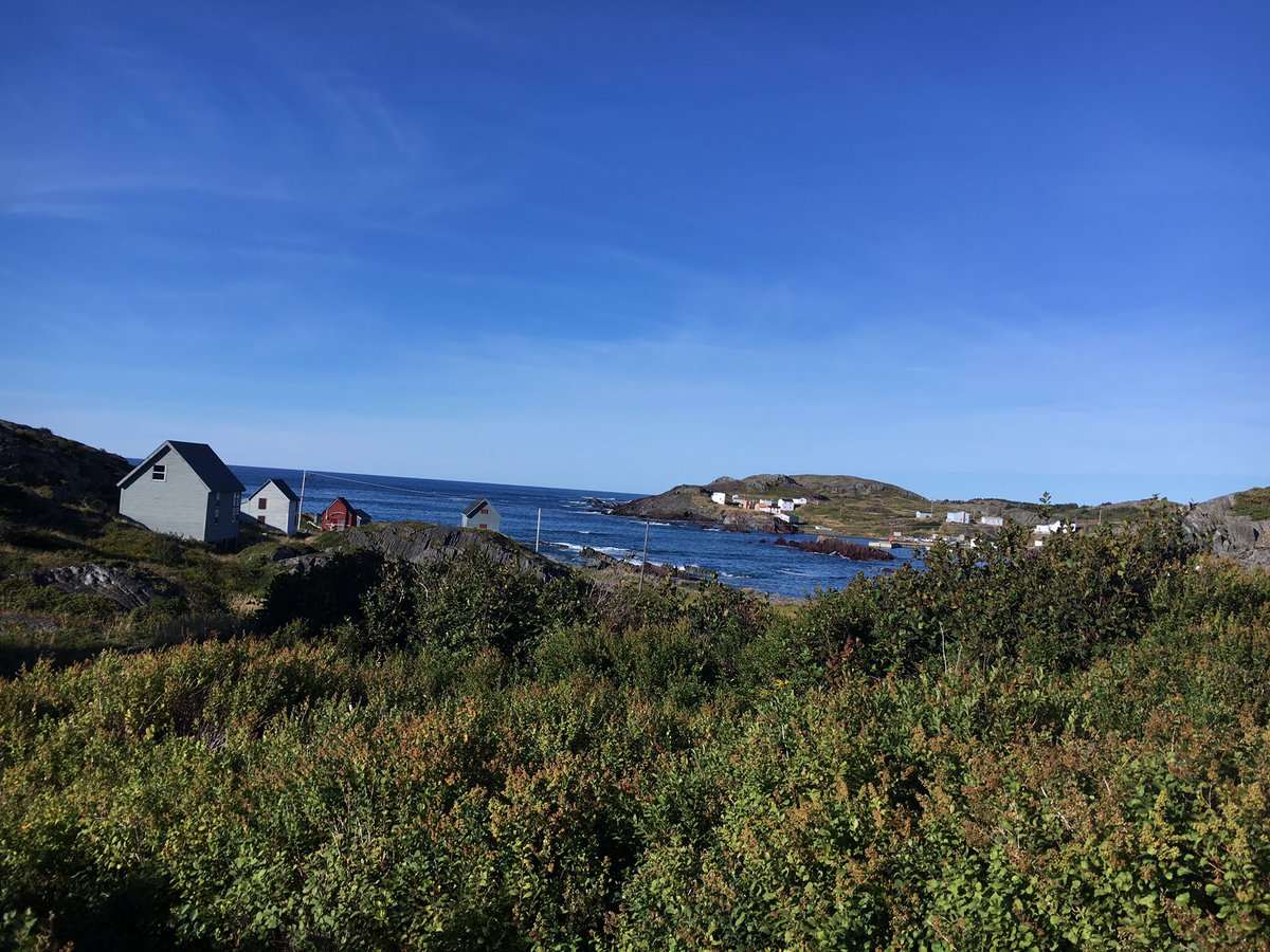 DanceNatH's tweet photo. Yesterday was a beautiful day to explore Keels with the folks. #keels #explorenl #Newfoundland #family #nl #nfld #bonavista #heritage #devilsfootprints #rocks #explorecanada https://t.co/RhwckYS64u