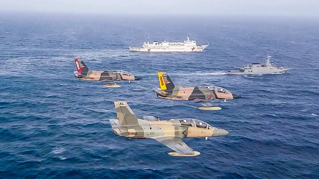 ivssoficial's tweet photo. #AHORA Arca de la Paz en aguas territoriales venezolanas escoltado por aviones k8 y patrullero oceanográfico pertenecientes a FANB, en aras de fortalecer el acuerdo bilateral entre  #China y #Venezuela. @NicolasMaduro @magallyvina https://t.co/Vc4cLeSZ3U