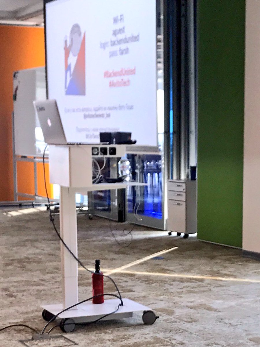 Eremin_'s tweet photo. К выступлению спикеров все готово #BackendUnited #AvitoTech https://t.co/bNluU03AXI