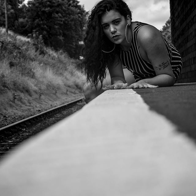 Leading lines #photooftheday #modelling #leicestermodel #leadinglines #nikon #nikonuk #blackandwhite #railway #railwaystation #pose #fashionmodel #leicestershirephotographer #500px ift.tt/2NzRGZH