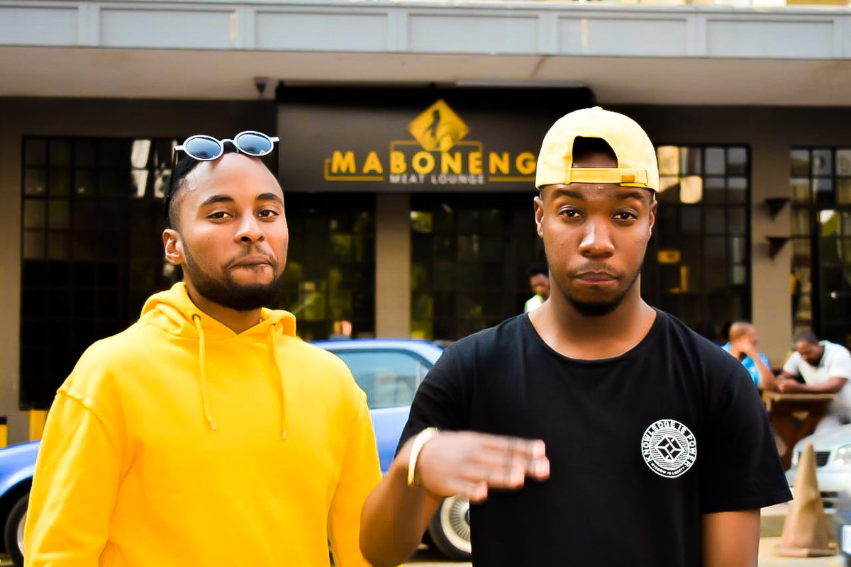 leparis_za's tweet photo. Brothers posted. https://t.co/CxVRkPmXta