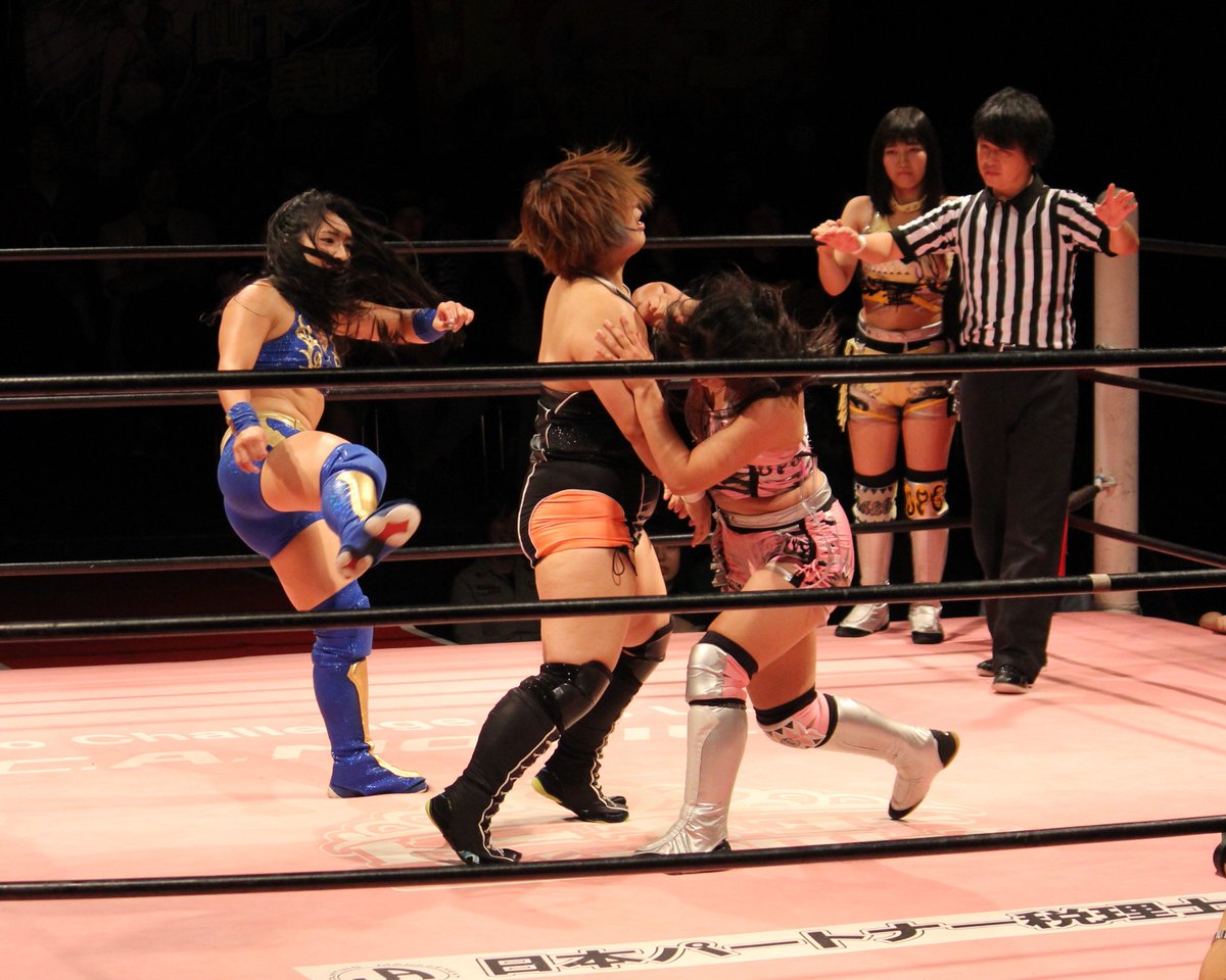 いとぅ Ar Twitter 9 22 東京女子プロレス 新木場 才木玲佳 ミウvs優宇 ラク 才木 ミウのダブル攻撃 キックとエルボーのサンドイッチ Tjpw 才木玲佳 ミウ