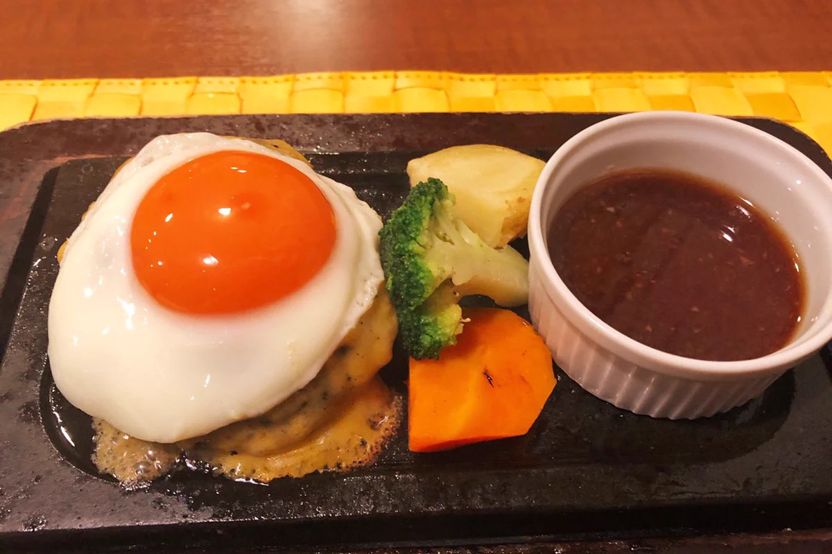 美味しくないわけがない！！渋谷で食べれる和牛100%ハンバーグ！！