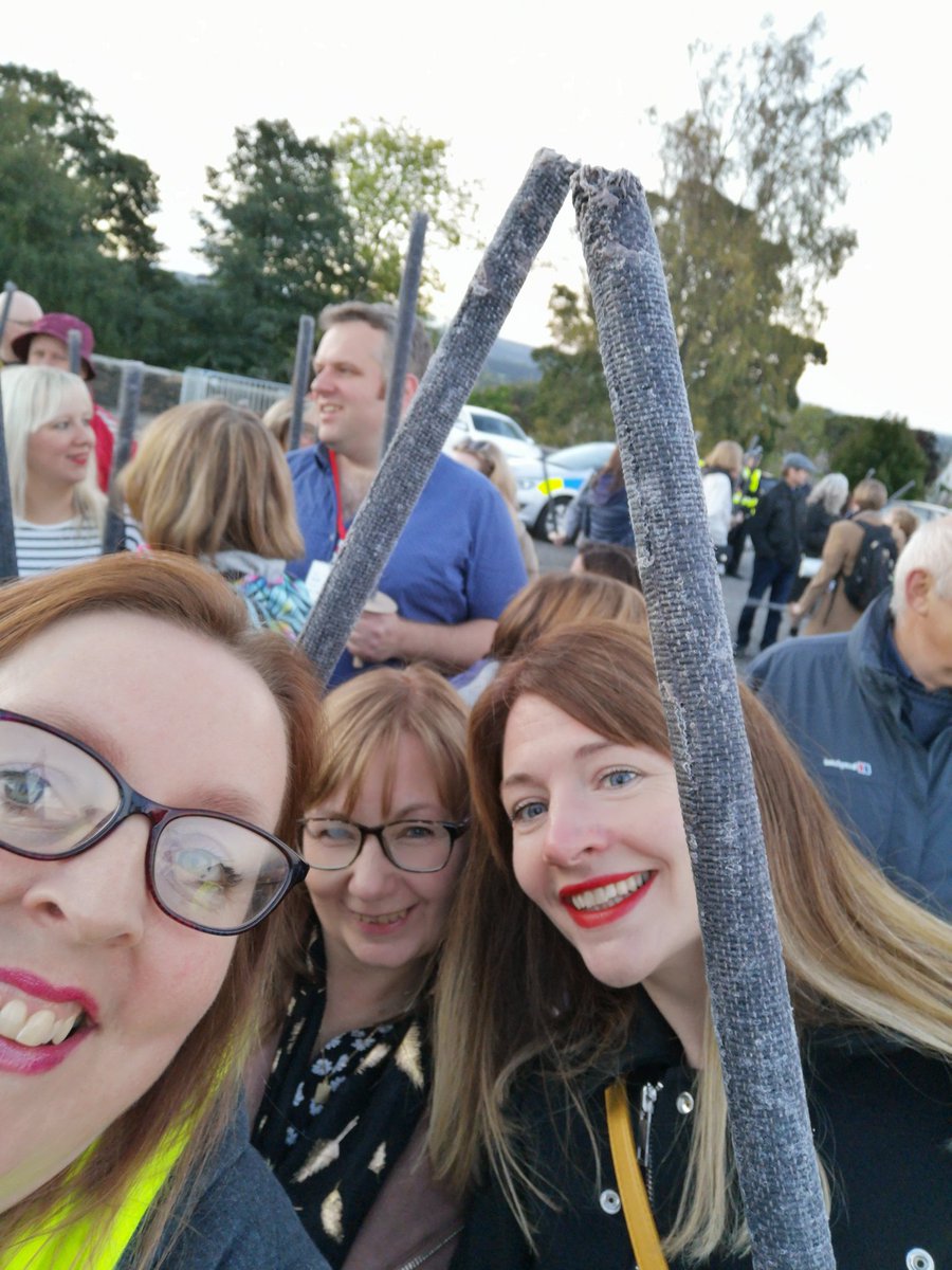ELIZFRAT's tweet photo. Brilliant first day @BloodyScotland and a perfect introduction for a #BloodyScotland newbie. Torchlight procession from @stirlingcastle followed by the amazing @funlovinwriters - loved it! Full day of events lined up for today too. Bring it on! : ) #whendowesleep #sleepisforwimps https://t.co/Ni22uWFRHA