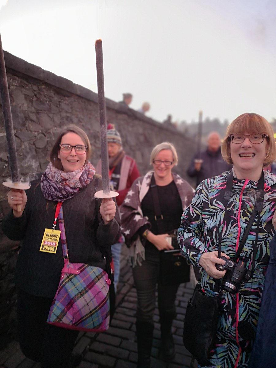 ELIZFRAT's tweet photo. Brilliant first day @BloodyScotland and a perfect introduction for a #BloodyScotland newbie. Torchlight procession from @stirlingcastle followed by the amazing @funlovinwriters - loved it! Full day of events lined up for today too. Bring it on! : ) #whendowesleep #sleepisforwimps https://t.co/Ni22uWFRHA