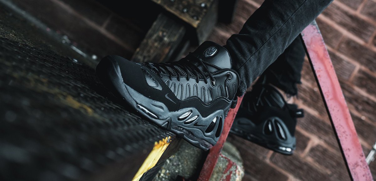 nike air max uptempo 97 triple black