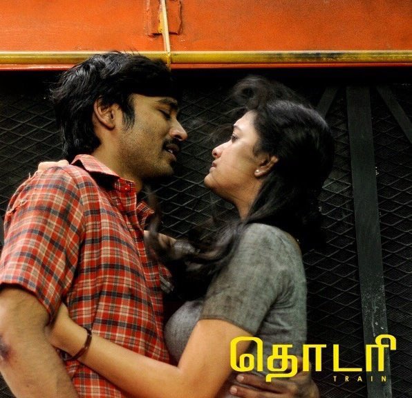 KeerthyCrazy's tweet photo. #2YearsOfThodari 
#2YearsOfMegaBBThodari 
@dhanushkraja sir 
@KeerthyOfficial 😊 
🎉🎉🎉🎉🎉❤️❤️ https://t.co/a3lcgMdmDc
